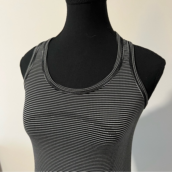 LULULEMON SWIFTLY TECH RACERBACK - Picture 6 of 10